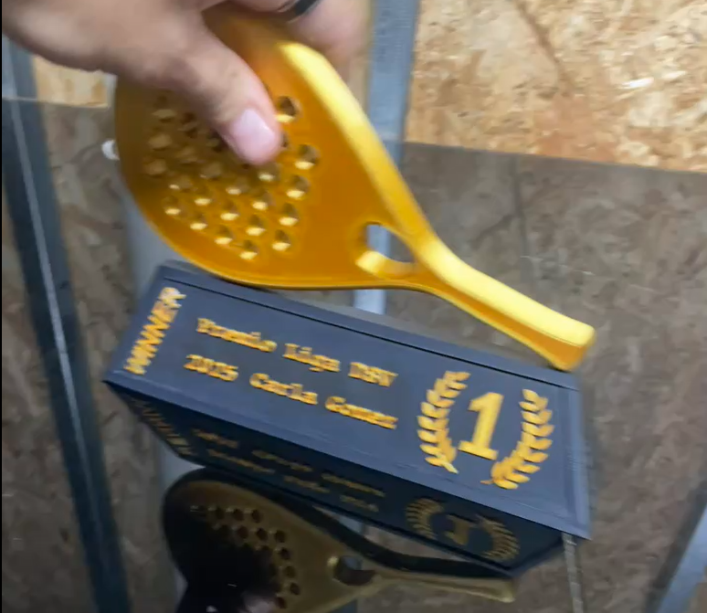 Trofeo pádel personalizado - Imagen 4